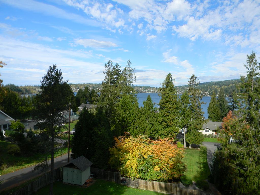 5 br, 2 bath House - 2000 Iron St. - House Rental in Bellingham, WA