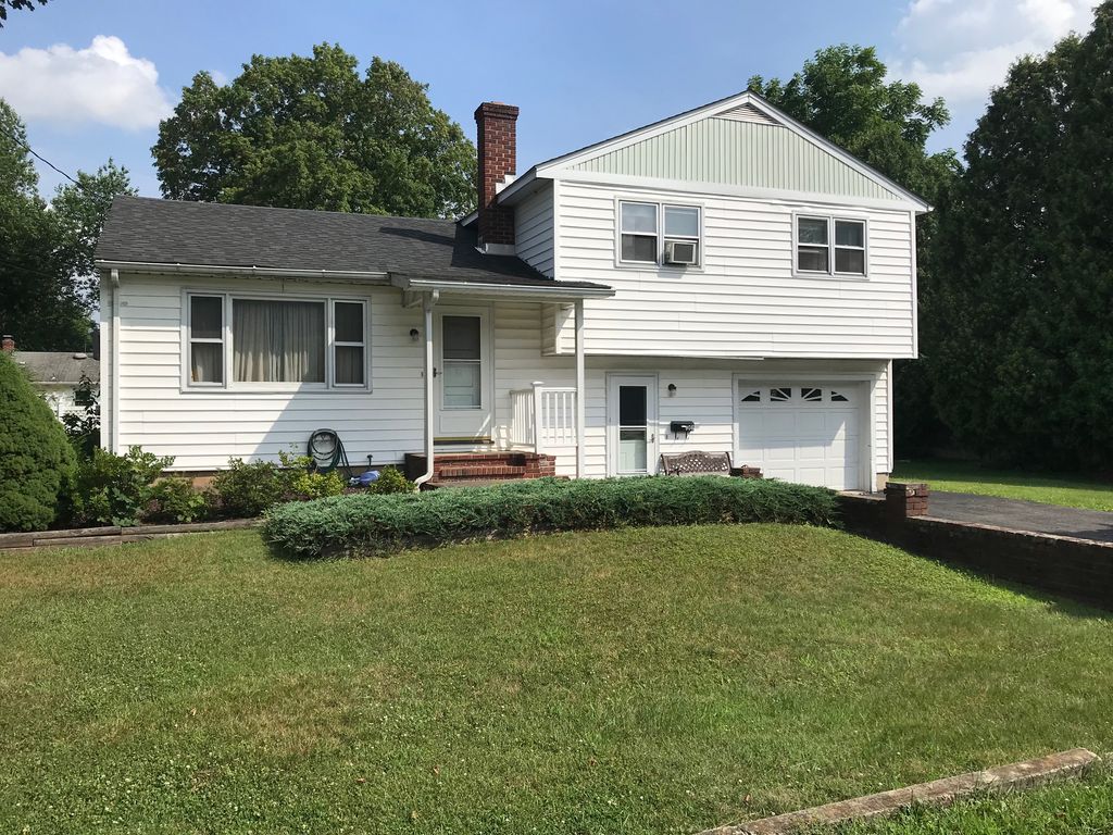 906 Avenue N, Matamoras, PA 18336 Trulia
