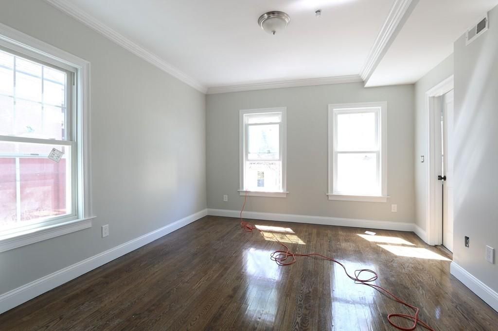 45 Derby St #45, Somerville, MA 02145
