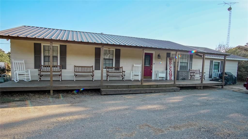 320 Locust Rd, Wilson, OK 73463