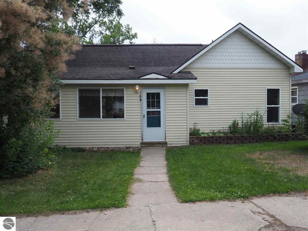 108 E Front St, Fife Lake, MI 49633 Trulia