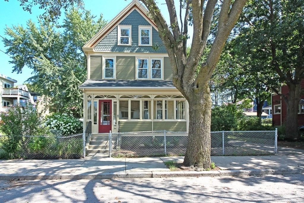 10 Rosecliff St, Roslindale, MA 02131
