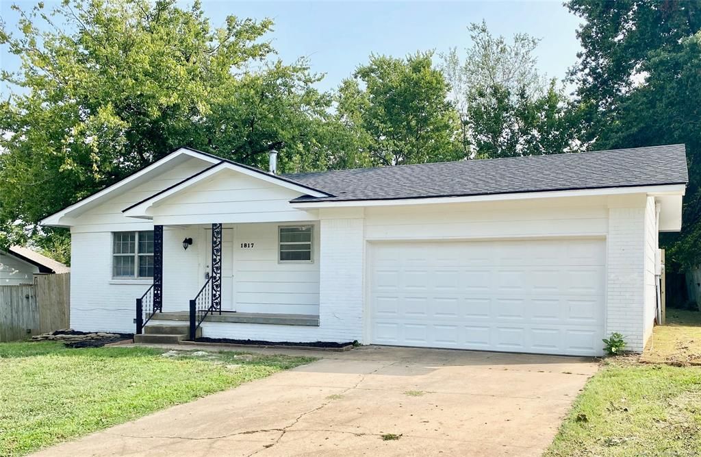 1817 W Ash St, Claremore, OK 3 Bed, 2 Bath SingleFamily Home 24