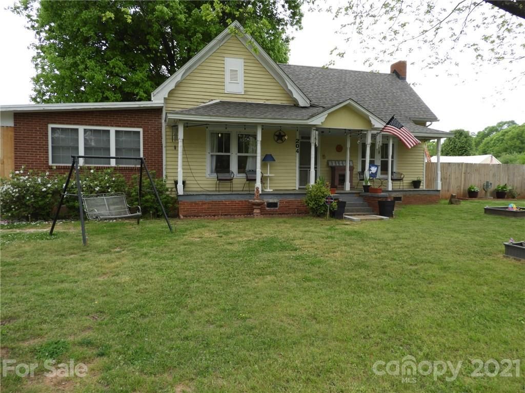 204 Oak St, Shelby, NC 28150