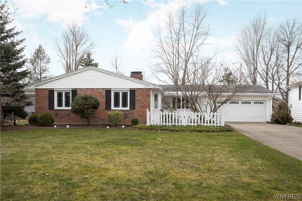 42 Sandhurst Ln, Williamsville, NY 14221 MLS B1532555 Trulia