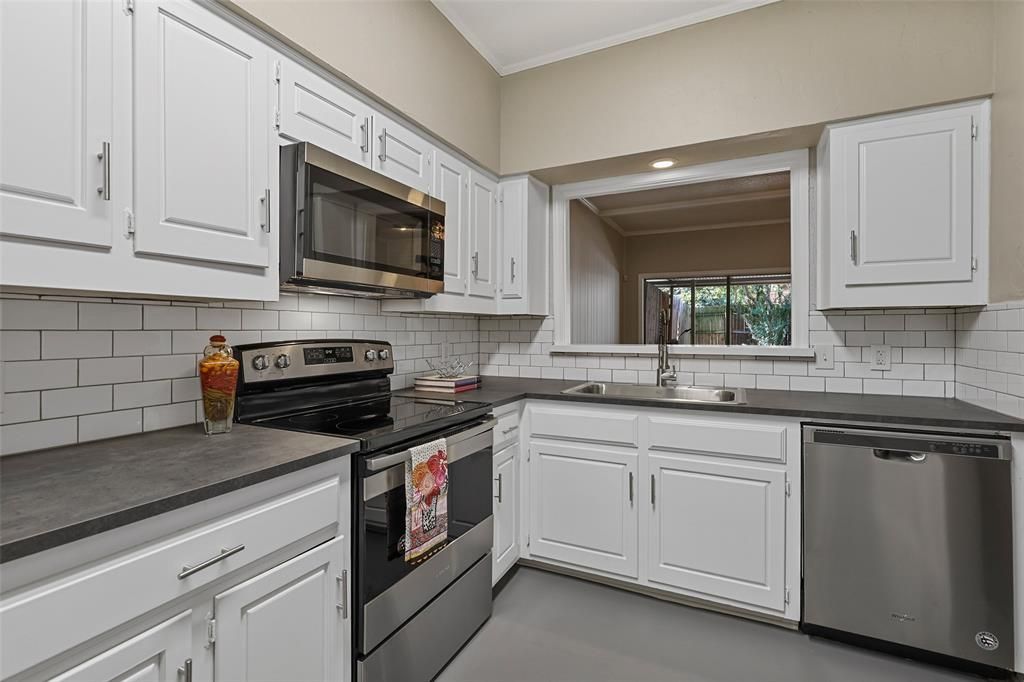 7318 Woodthrush Dr, Dallas, TX 75230