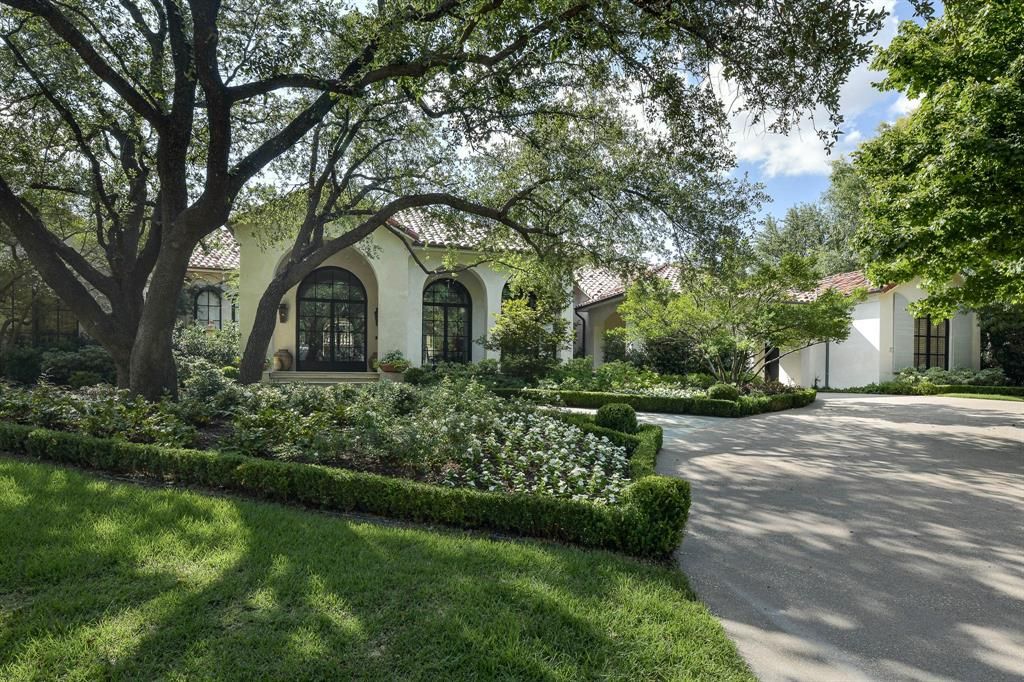 27 Robledo Dr, Dallas, TX 75230