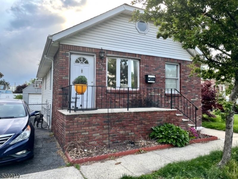 1702 Lawrence St, Rahway, NJ 07065 See Est. Value, Schools & More