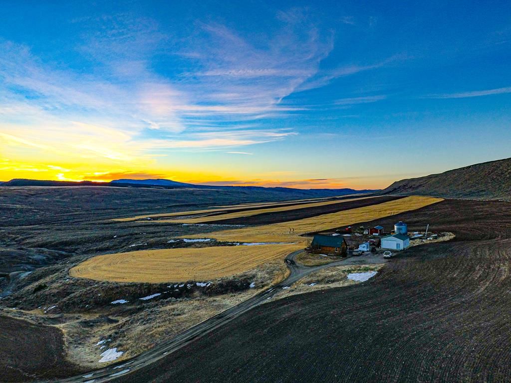 398 E Bridger Rd, Bridger, MT 59014