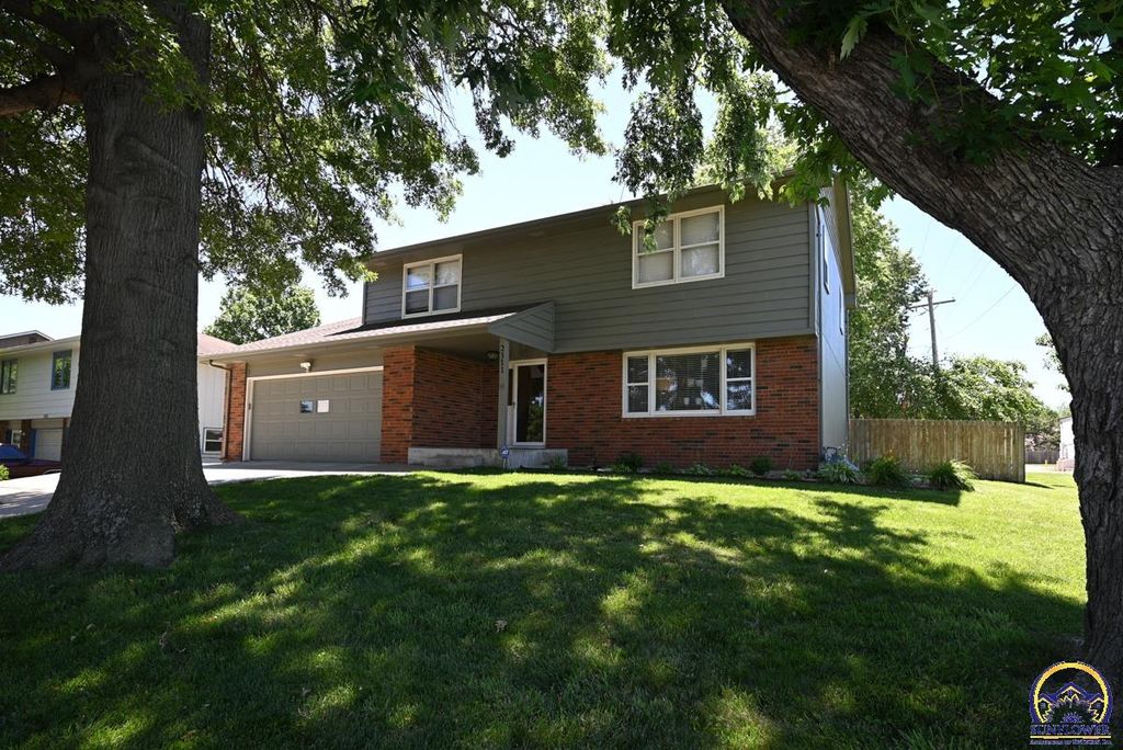 2311 SW Westport Dr, Topeka, KS 66614 MLS 234588 Trulia
