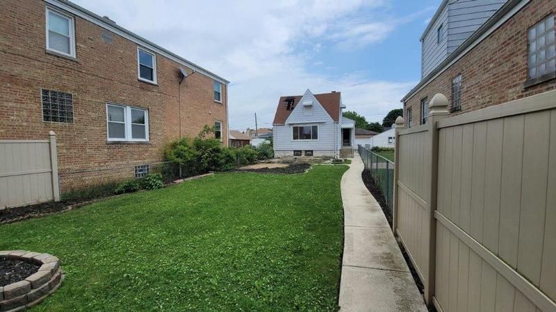 3849 N Ottawa Ave, Chicago, IL 60634