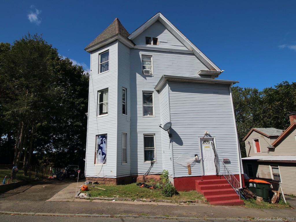 74 Hillside Ave, Meriden, CT 06451