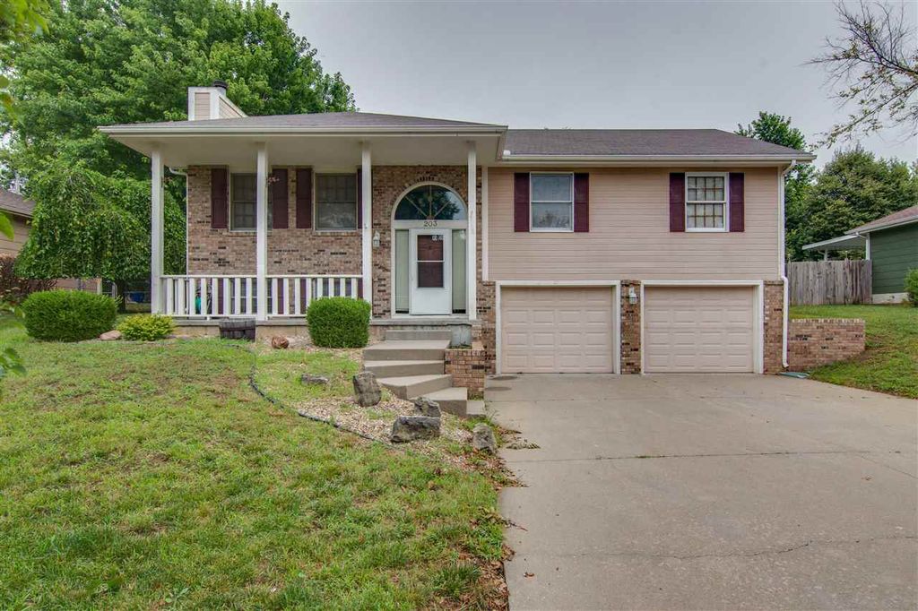 203 N Kaw Dr, Junction City, KS 66441 MLS 20211473 Trulia