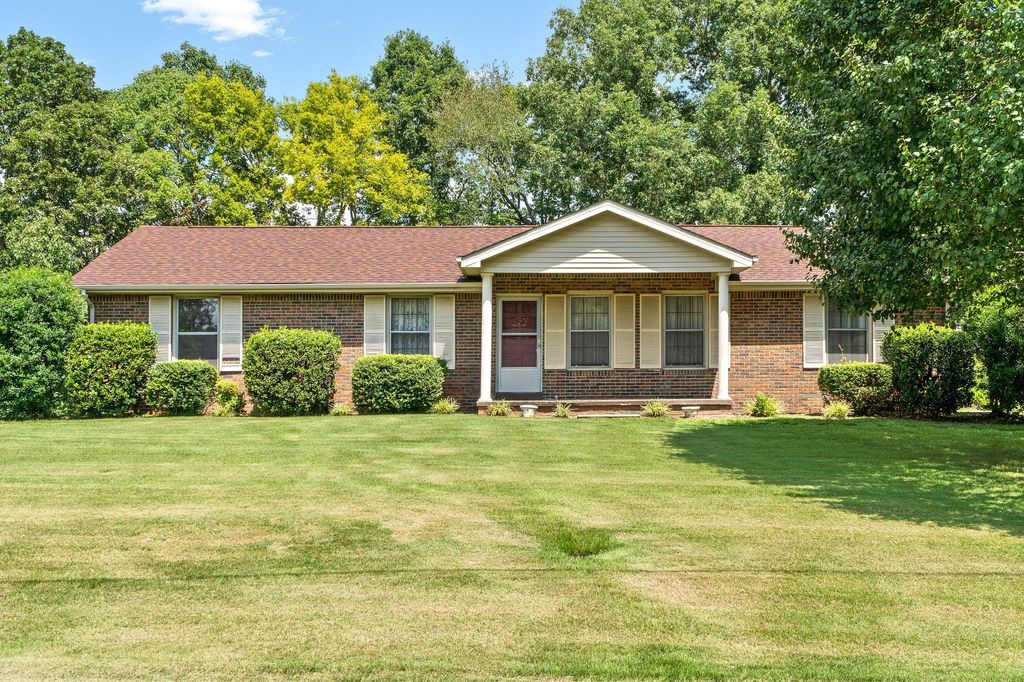585 Lakeview Cir, Tennessee Ridge, TN 37178 Trulia