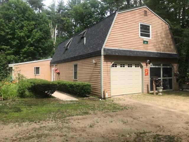 1063 W Side Rd, North Conway, NH 03860