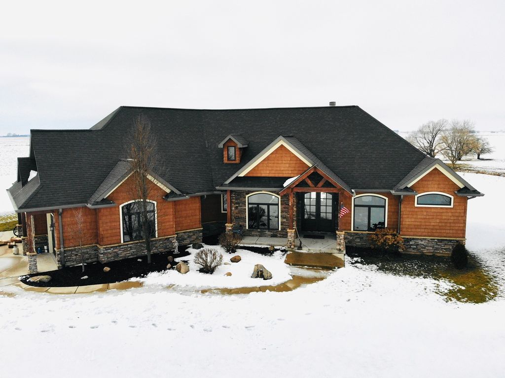 3213 E 9th Rd, Utica, IL 61373 Trulia