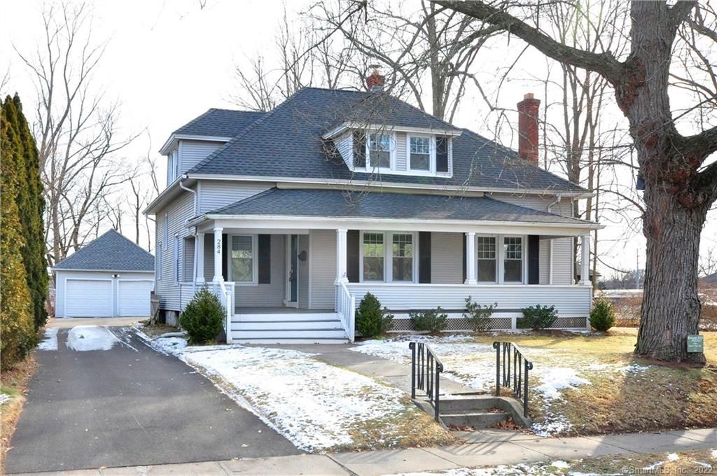 284 Newington Rd, West Hartford, CT 06110