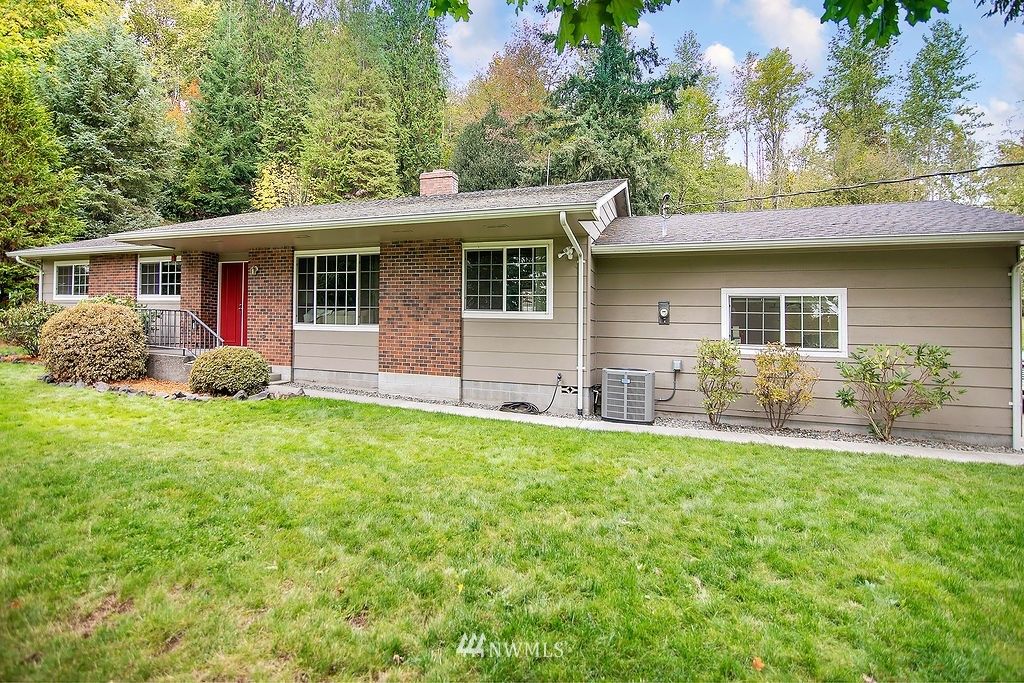 331 Cedar Ln, Longview, WA 98632