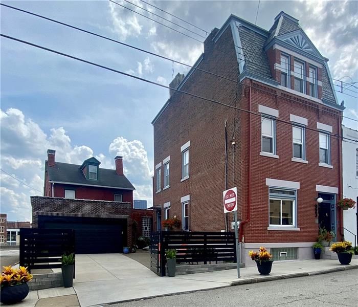 923 Peralta St, Pittsburgh, PA 15212