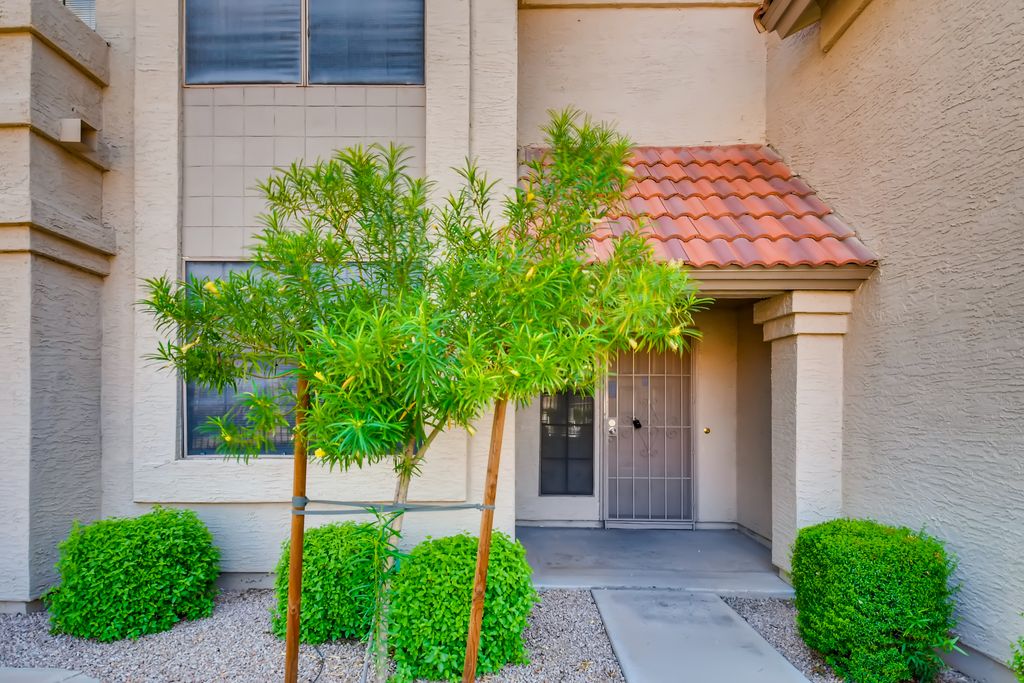 3930 W Monterey St #114, Chandler, AZ 85226