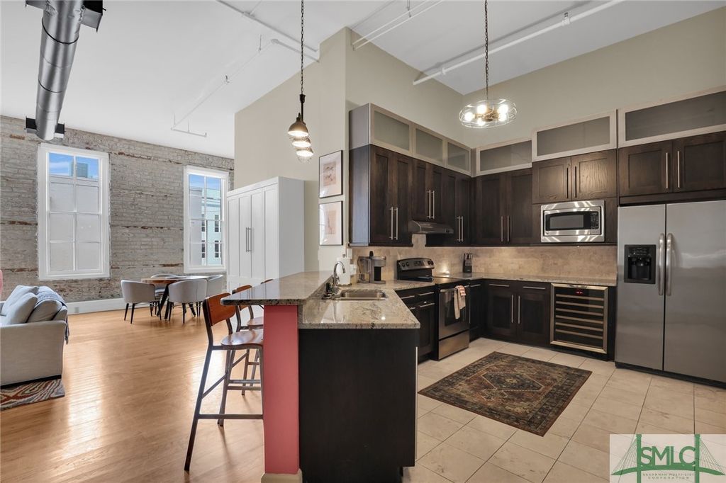 105 Whitaker St 204, Savannah, GA 31401 See Est. Value, Schools & More