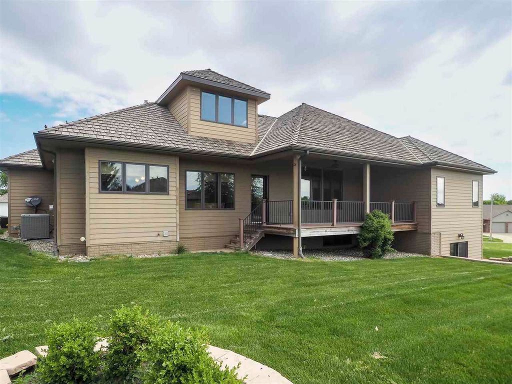 3105 Golf View Dr, Norfolk, NE 68701 Trulia