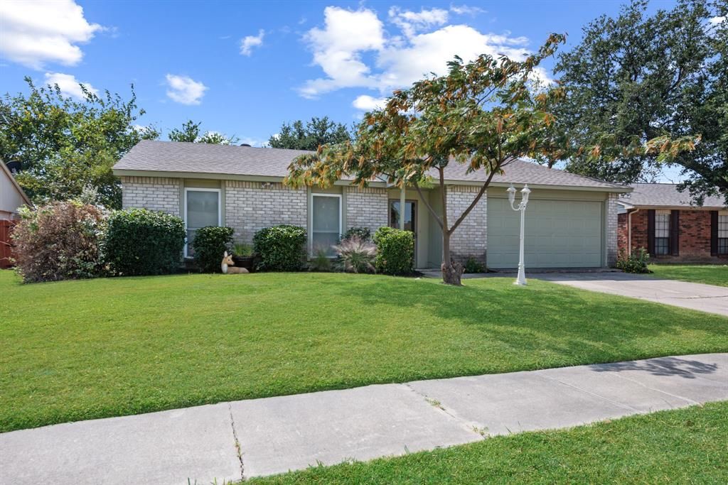 5224 Norris Dr, The Colony, TX 75056