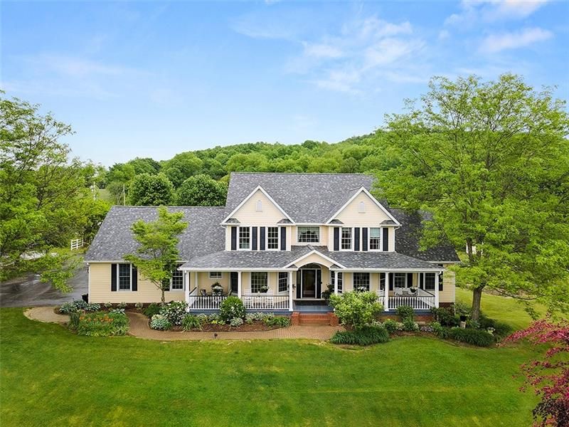 28 Leesburg Station Rd, New Wilmington, PA 16142