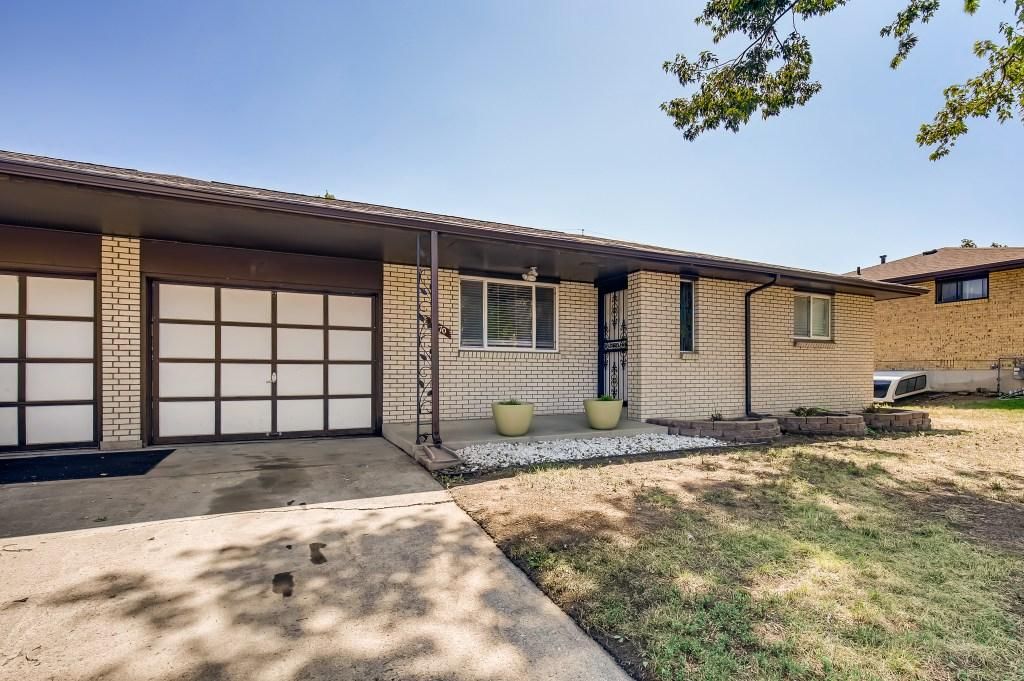 5370 King Ct, Denver, CO 80221