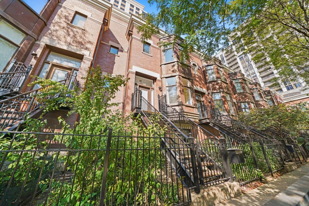 1341 S Indiana Ave #G, Chicago, IL 60605