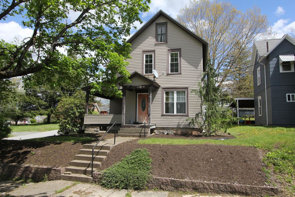 400 N 4th St, Du Bois, PA 15801