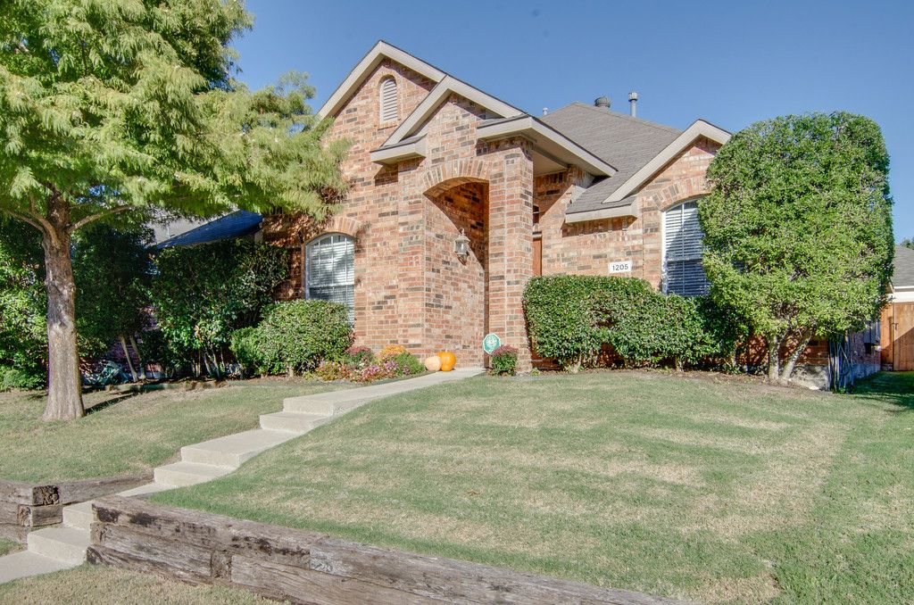 1205 Heather Brook Dr, Allen, TX - 3 Bed, 2 Bath Single-Family Home