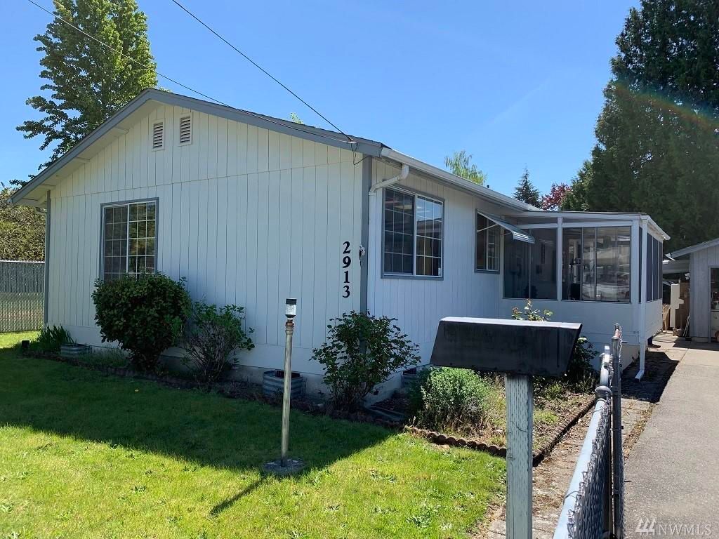 2913 NE 7th St, Renton, WA 98056