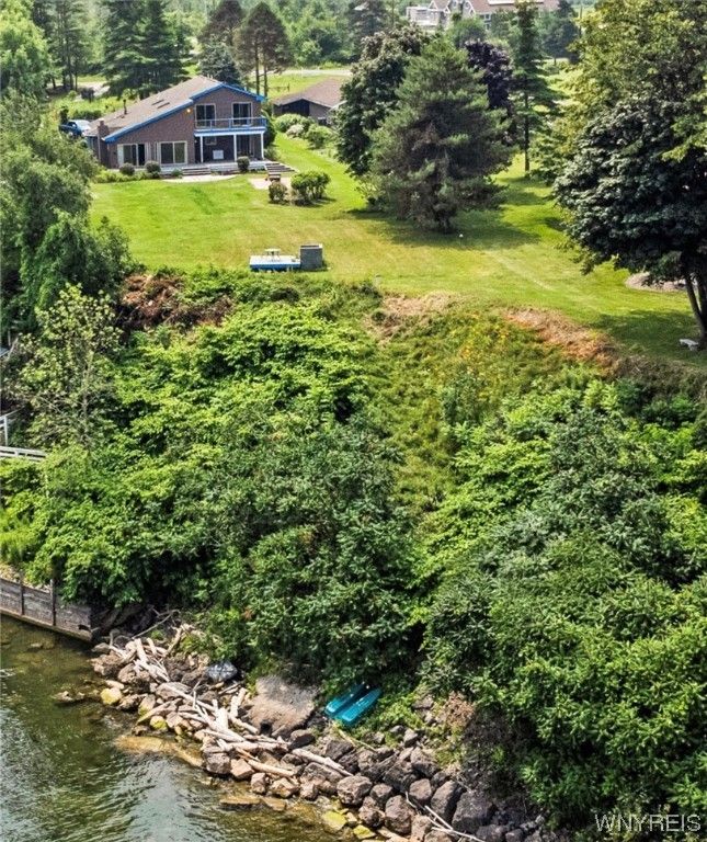 1748 Lake Rd, Webster, NY 14580 MLS B1487329 Trulia