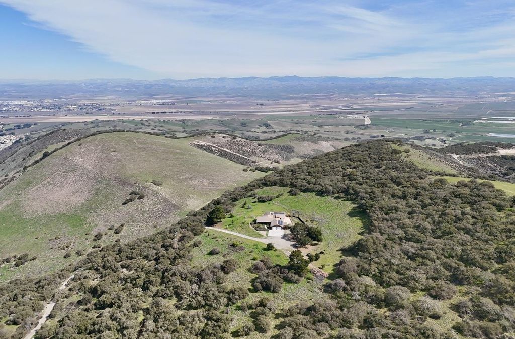52259 Pine Canyon Rd, King City, CA 93930