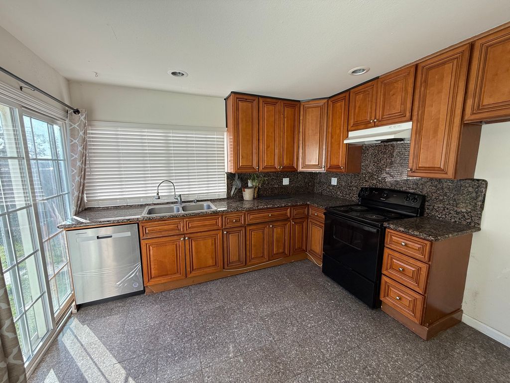 Casa en Renta 2 Beds 2 Baths