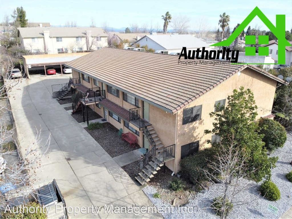 1155 Brandon Ct #B, Redding, CA 96003