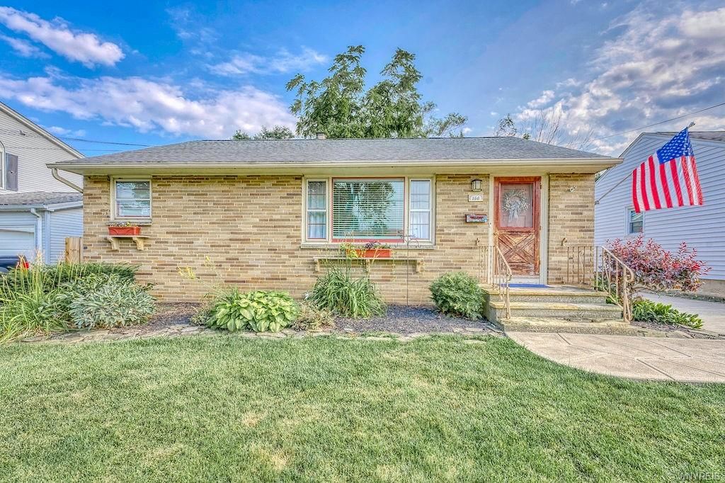 166 Walter Ave, Tonawanda, NY 14150