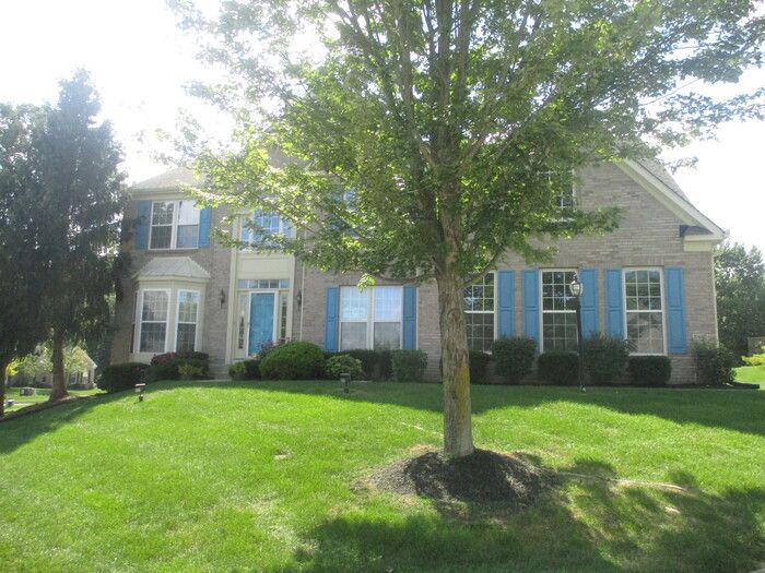 2435 Forest Oaks Dr, Beavercreek, OH 45431