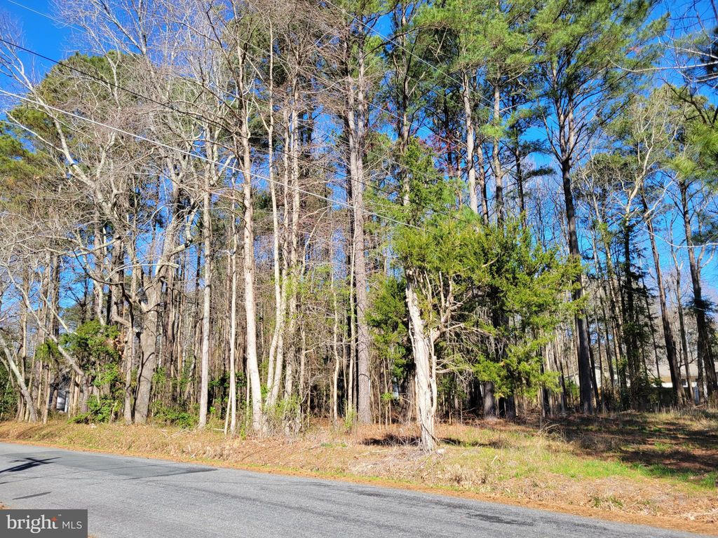 10 Pocahontas Rd, Kilmarnock, VA 22482 MLS VANV2000786 Trulia