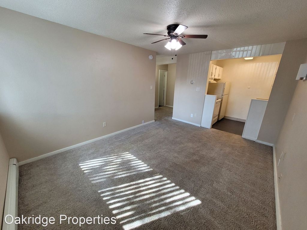 801-809 So Circle Dr, Colorado Springs, CO 80910