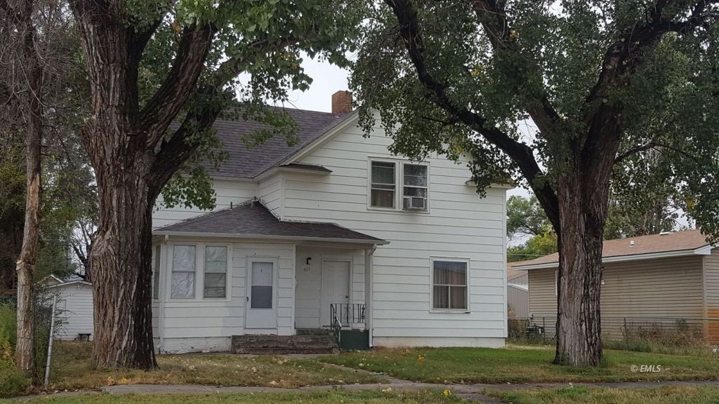 807 N Montana Ave, Miles City, MT 59301 Trulia