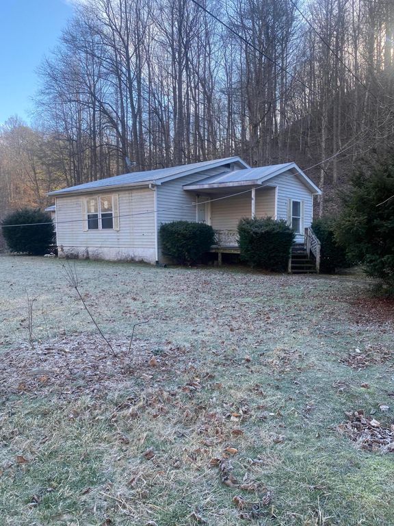 730 Campbell Br, Morehead, KY 40351