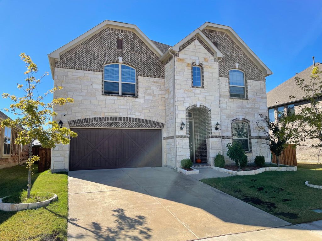 8018 Acoma Ln, Dallas, TX 75252