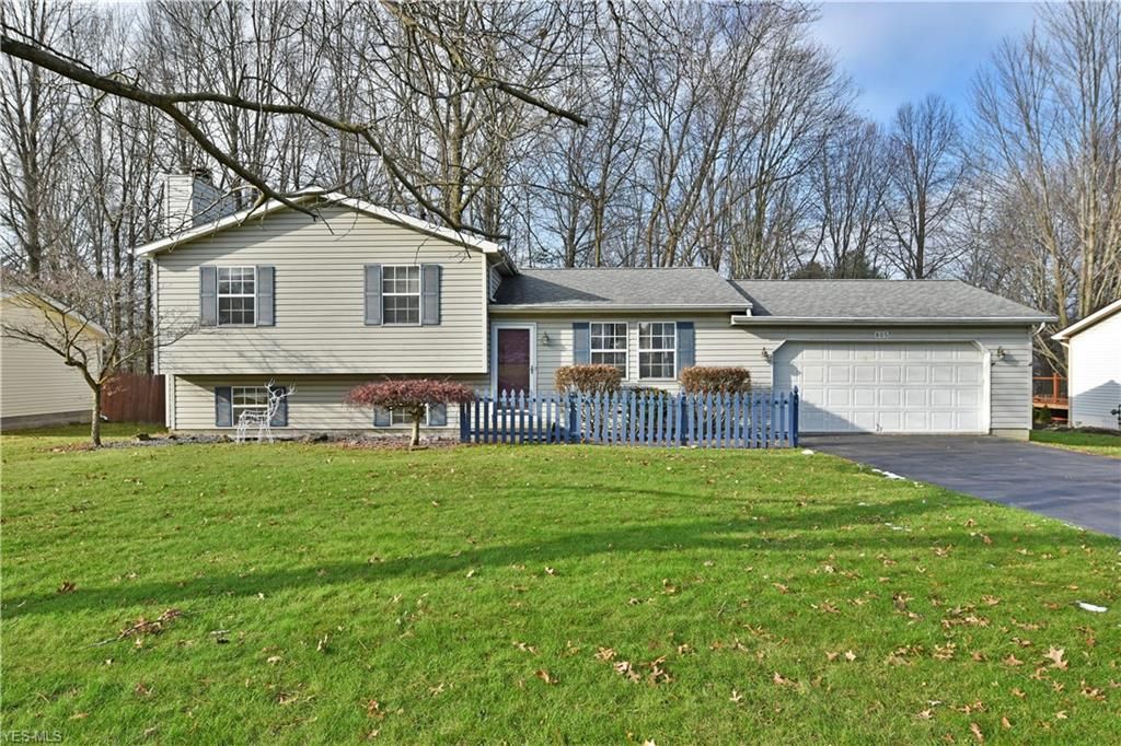 805 Lakeview Dr, Cortland, OH 44410 Trulia