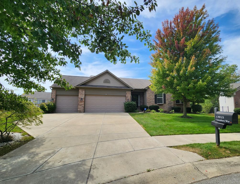 13915 Canonbury Way, Fishers, IN 46037