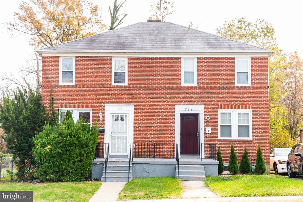 725 Westhills Pkwy, Baltimore, MD 21229