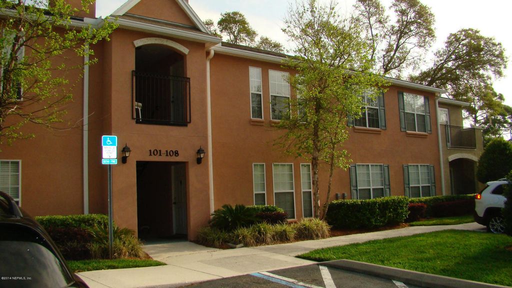 106 Jardin De Mer Pl, Jacksonville Beach, FL 32250