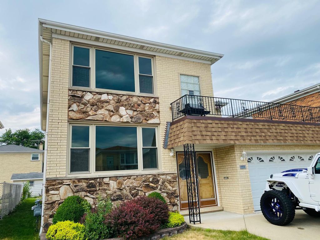 8440 W Windsor Ave #1, Chicago, IL 60656