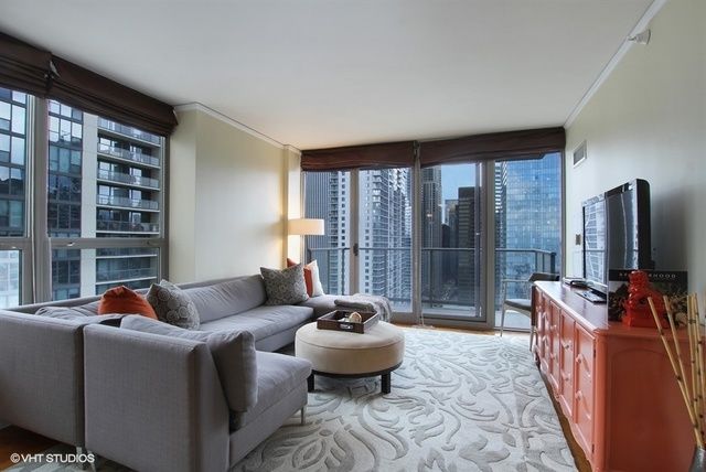 420 E Waterside Dr #2204, Chicago, IL 60601